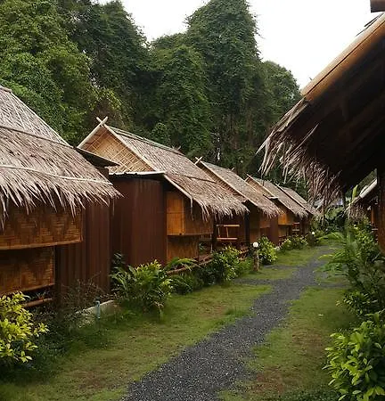 Phuhaya Bamboo Bungalows